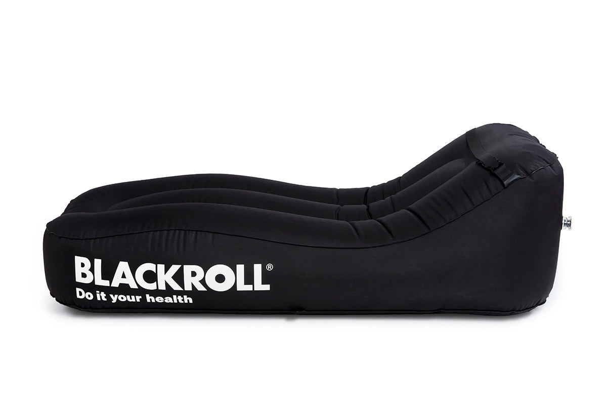 BLACKROLL inflatable sofa side view – portable recovery lounger with sleek silhouette