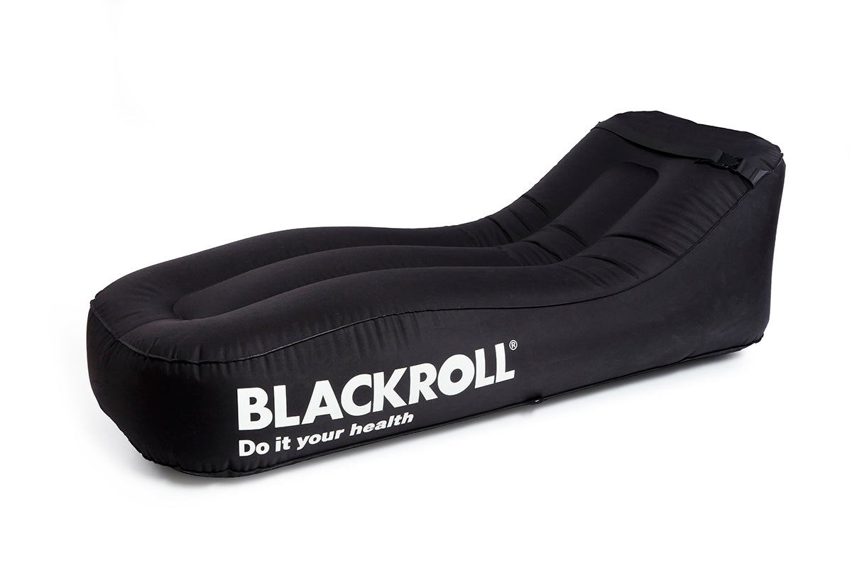 Inflated BLACKROLL camping couch – side angle highlighting compact form and stability