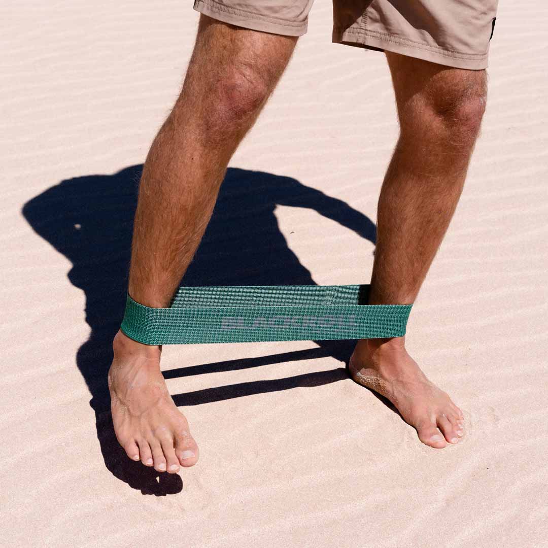 Resistance band for legs