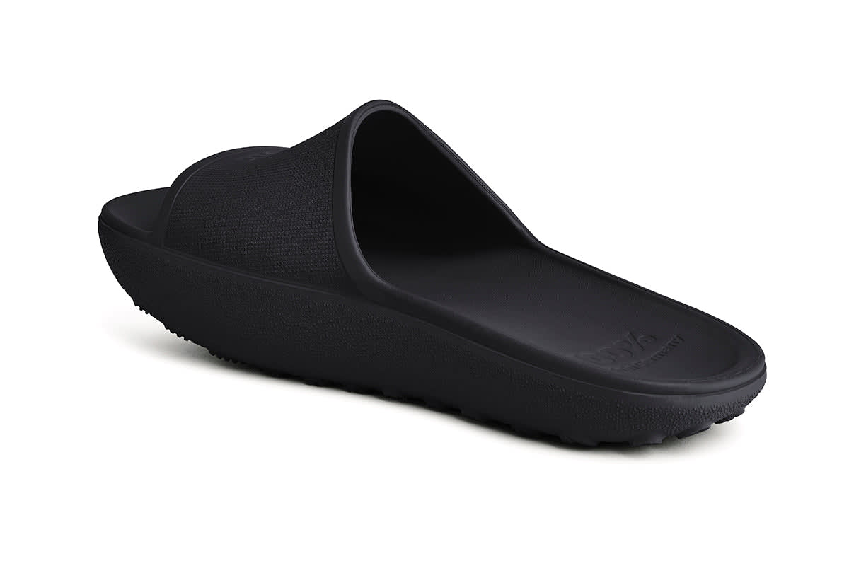 BLACKROLL Recovery Slopes in black – negative heel recovery slides with dynamic rocker sole